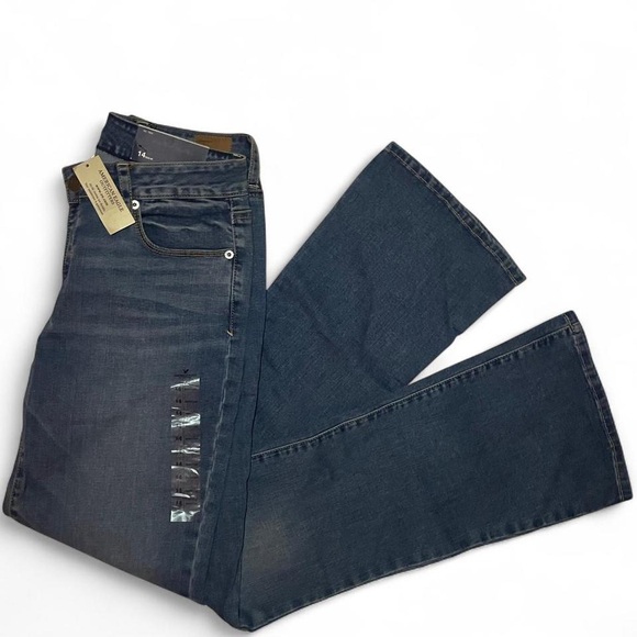 American Eagle Outfitters Denim - 2017 American Eagle • Blue Denim Skinny Kick Flare Jeans • SIZE - 14 • NWT